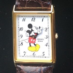 Disney Mens seiko Mickey Mouse Watch! New! retired!
